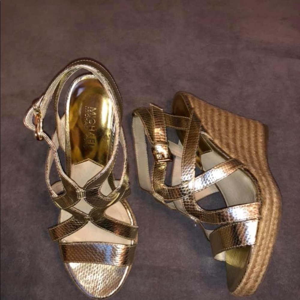 Micheal Kors wedges